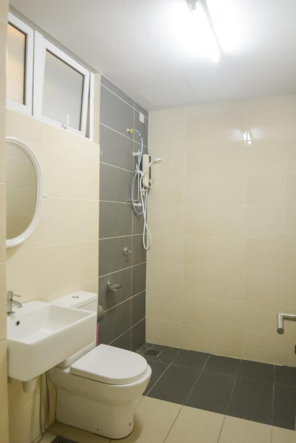 Azfa Duplex Suite At De Centrum Putrajaya Bangi Free Wifi Каджанг Екстериор снимка