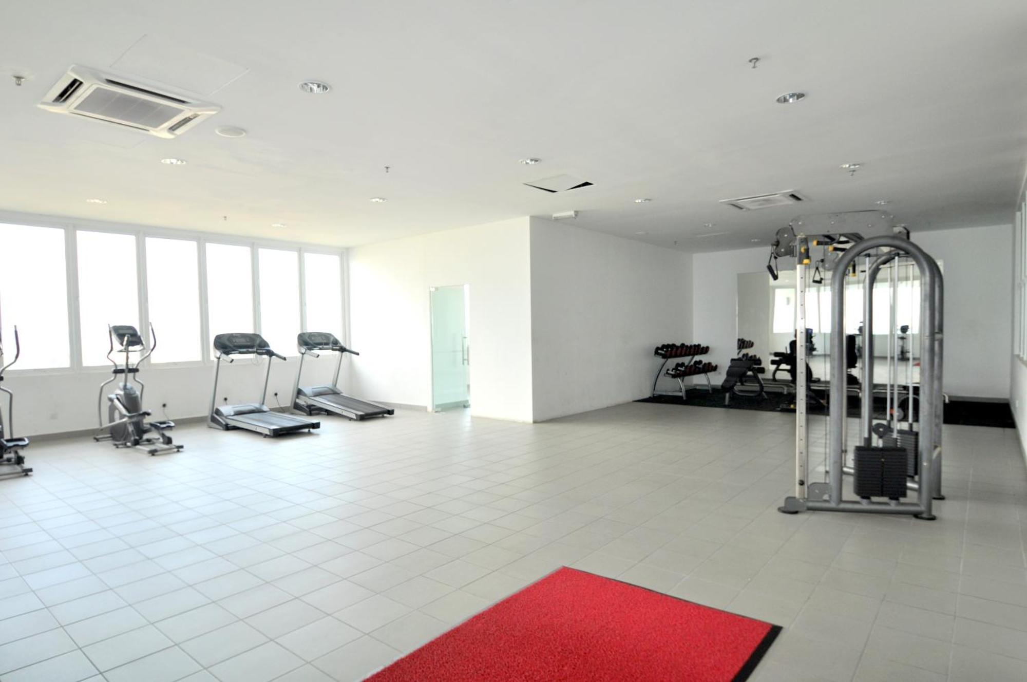 Azfa Duplex Suite At De Centrum Putrajaya Bangi Free Wifi Каджанг Екстериор снимка
