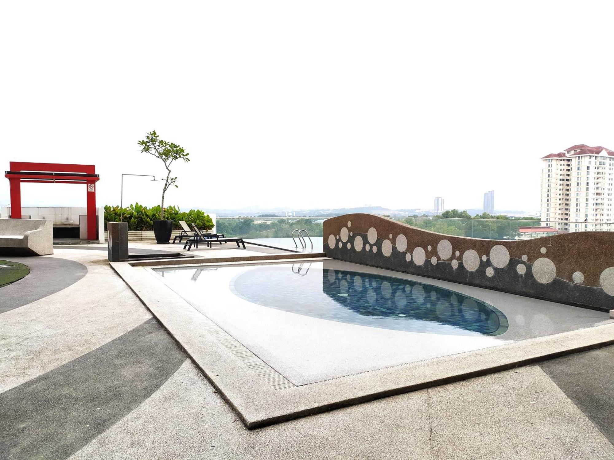 Azfa Duplex Suite At De Centrum Putrajaya Bangi Free Wifi Каджанг Екстериор снимка