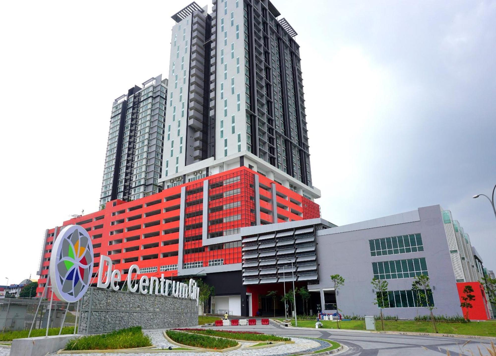 Azfa Duplex Suite At De Centrum Putrajaya Bangi Free Wifi Каджанг Екстериор снимка